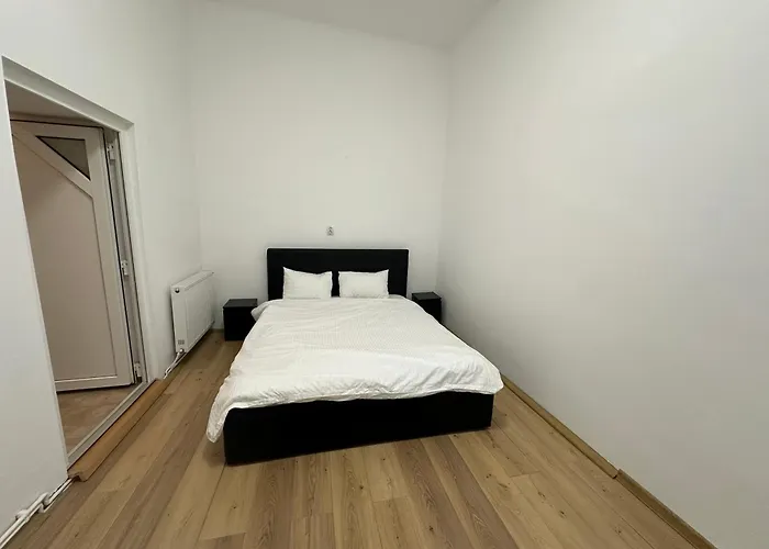 Eroilor Downtown Accomodation